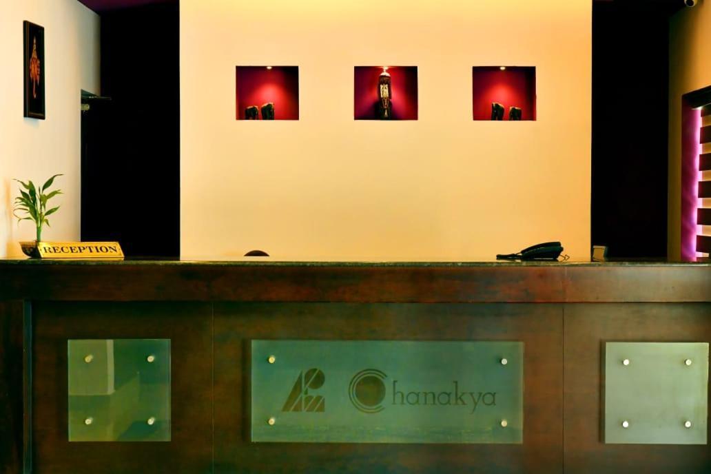 Hotel Chanakya Палаккад Экстерьер фото